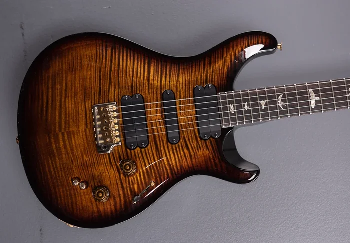 509 10 Top – Black Gold Burst (2023 Model)