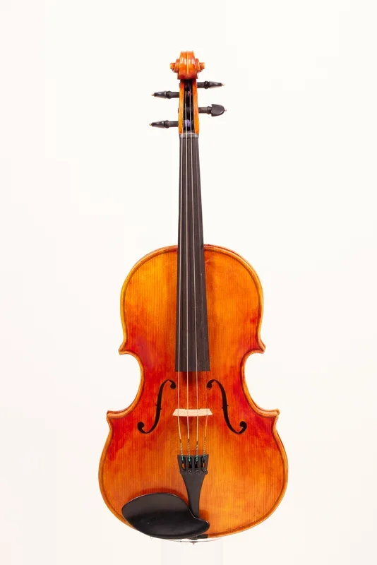 A Contemporary Viola by Daniel Oliver, 2022. 15 7/8”