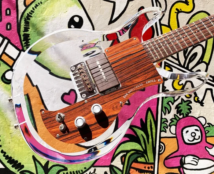 Ampeg Dan Armstrong ADA6 Lucite Guitar Japan ??