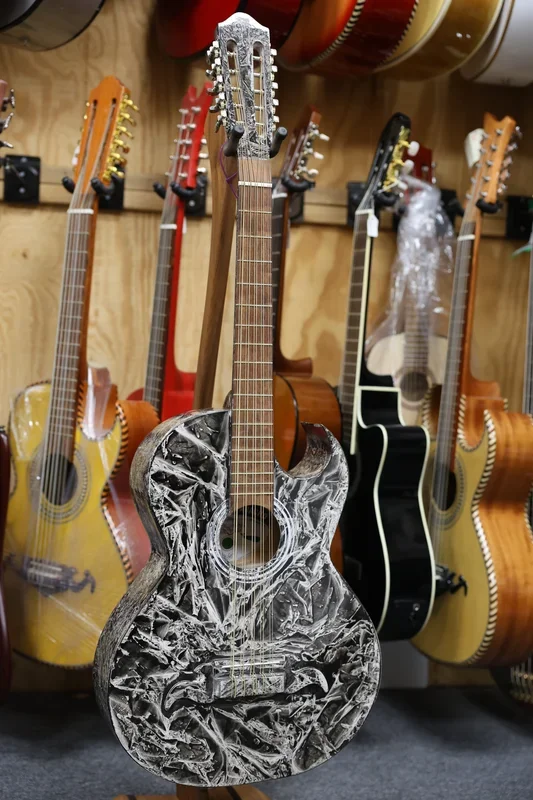 Bajo Quinto White Washout – Hand Crafted