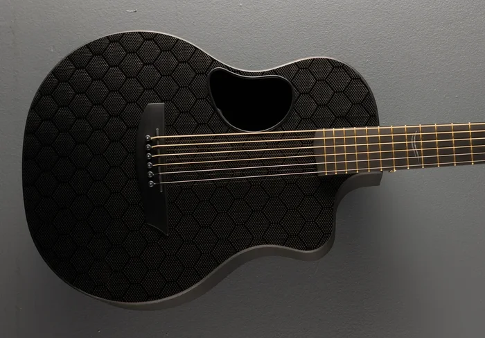 Carbon Fiber Touring Model – Honeycomb w/Gold