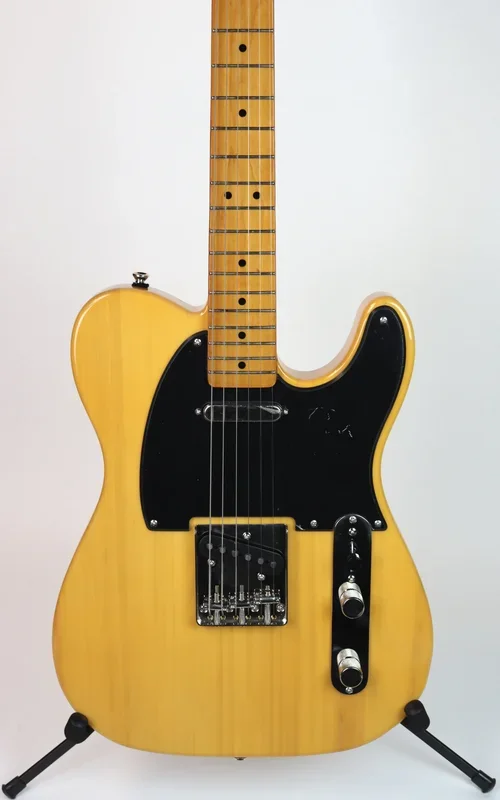 Case Bundle Squier Classic Vibe ’50s Telecaster Butterscotch Blonde + Fender Classic Series Strat/Tele Case Black