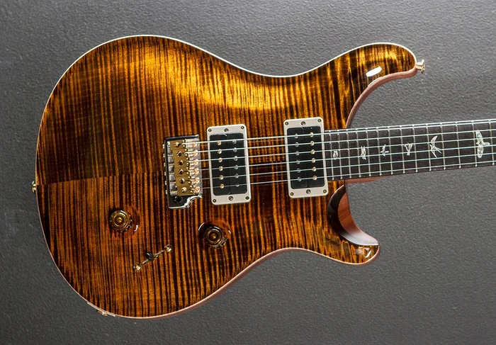 Custom 24 10 Top – Yellow Tiger