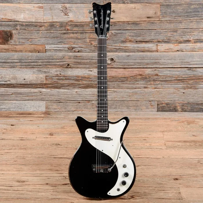 Danelectro 4011 Hand Vibrato Single Pickup Black 1964