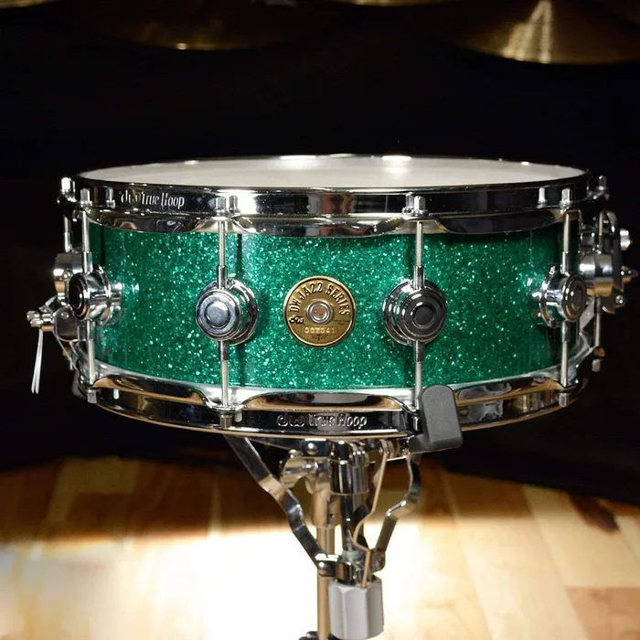 DW 5×14 Jazz Series Maple/Gum Snare Drum Green Glass Glitter