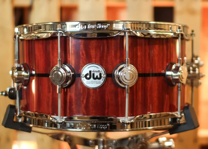 DW 6.5×14 Collector’s Maple VLT Cherry Stain Makore Snare Drum – SO#1426113