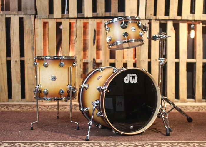 DW Collector’s 333 Satin Burnt Toast Burst Drum Set – 20,12,14 – SO#1313133