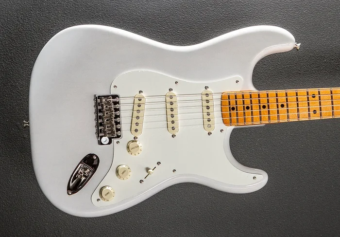 Eric Johnson Stratocaster Maple – White Blonde
