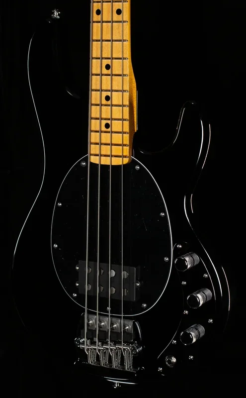 Ernie Ball Music Man Retro 70s StingRay 4 Bass Black (135)