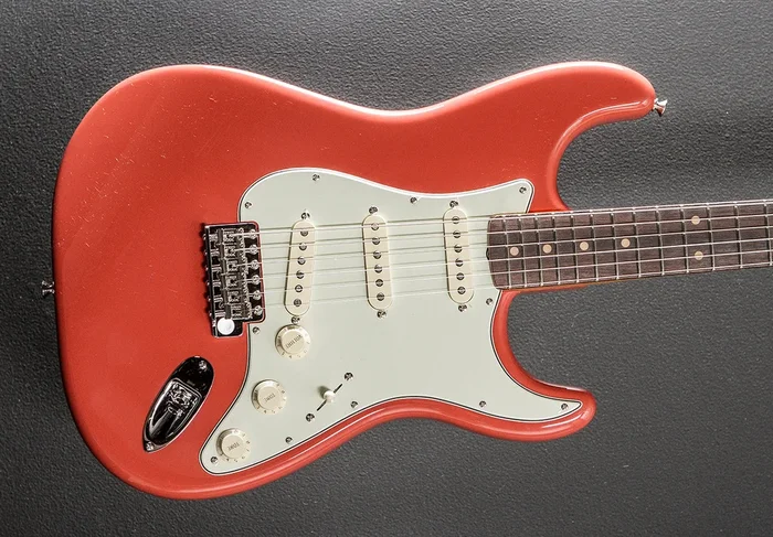 Factory Special Run American Vintage II 1961 Stratocaster – Fiesta Red