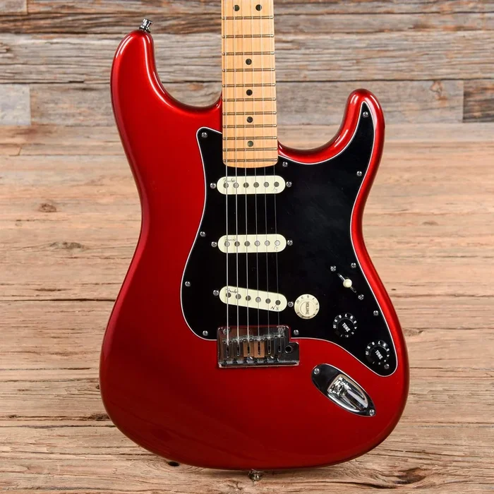 Fender American Deluxe Stratocaster V Neck Candy Apple Red 2010