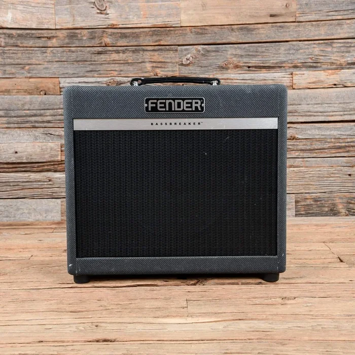 Fender Bassbreaker 15 15-Watt 1×12″ Guitar Combo
