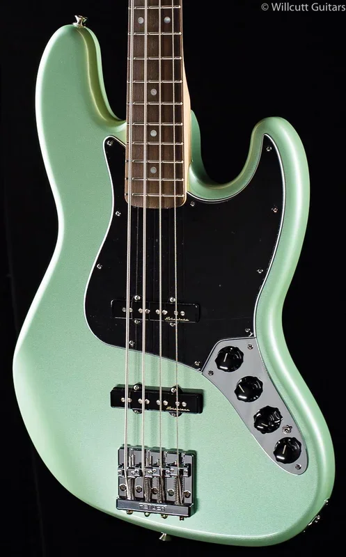 Fender Deluxe Active Jazz Bass Surf Pearl (925)
