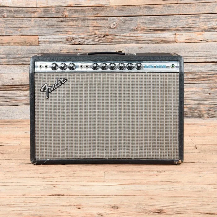 Fender Deluxe Reverb-Amp 1977