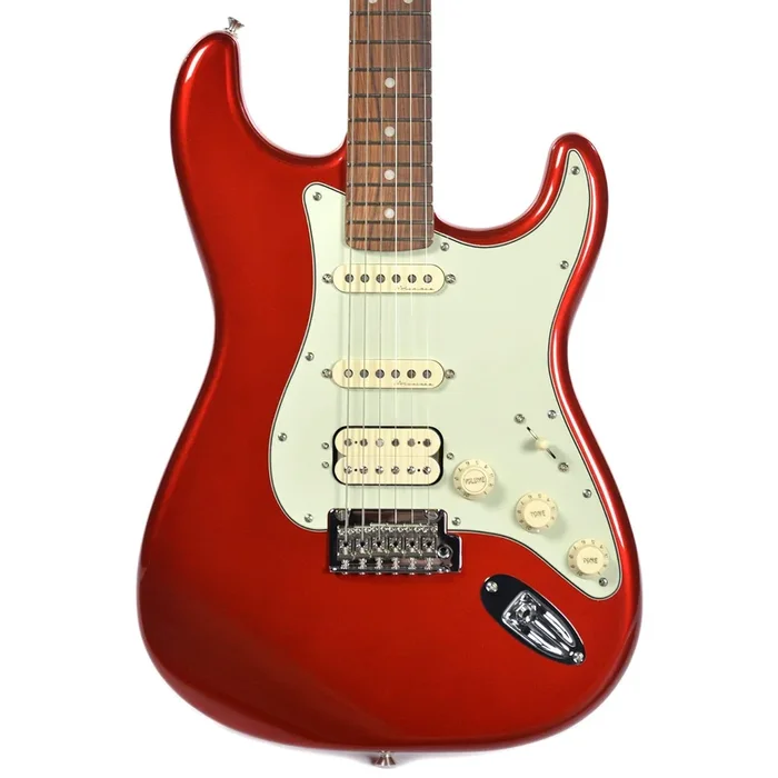 Fender Deluxe Stratocaster HSS PF Candy Apple Red w/Gig Bag