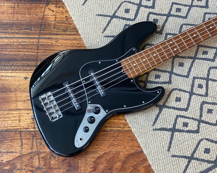 Fender Jazz Bass V