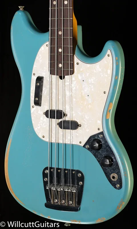 Fender JMJ Road Worn Mustang Bass Rosewood Fingerboard Faded Daphne Blue (575)