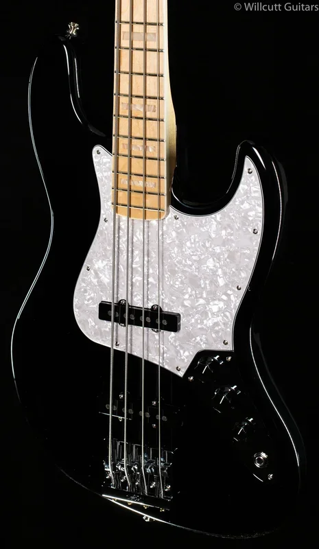 Fender U.S.A. Geddy Lee Jazz Bass®, Maple Fingerboard, Black