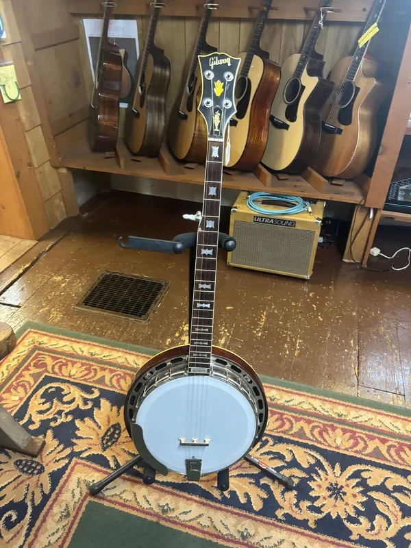Gibson 1926 RB/TB/PB-3 Mastertone Pot/Gibson early 1960s RB-250 Mastertone Neck 5-String Resonator Banjo Conversion with Hardshell Case – USED