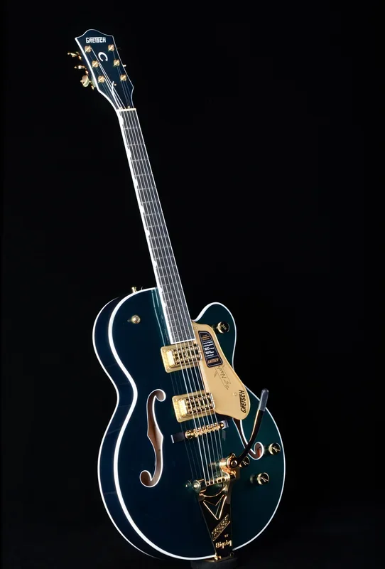 Gretsch Professional Nashville Hollow Body with String-Thru Bigsby – Cadillac Green