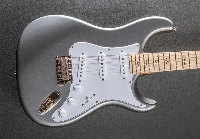 John Mayer Silver Sky w/Maple ’24