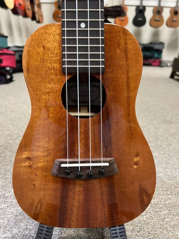 Kanile’a KO-1-C Oha Koa Concert Ukulele w/Case