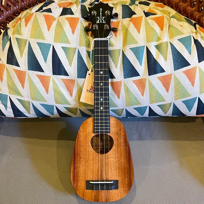 KoAloha KSM-03 Soprano Pineapple Longneck Ukulele #2511112