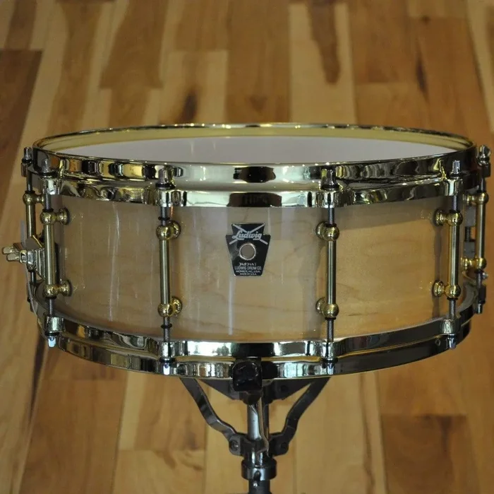 Ludwig 5×14 Classic Maple Snare Drum Natural Maple w/Tube Lugs, Brass Hdw