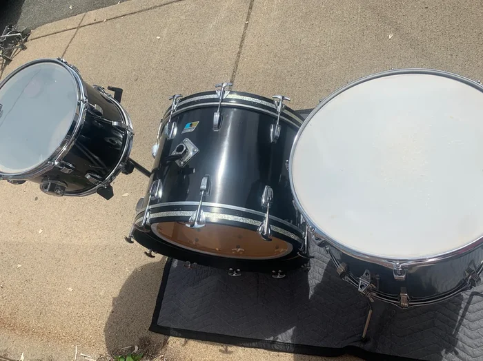 Ludwig usa drum set 12 16 22 vintage original black wrap TRADES WELCOME – 3 drums plus Tom mount & legs