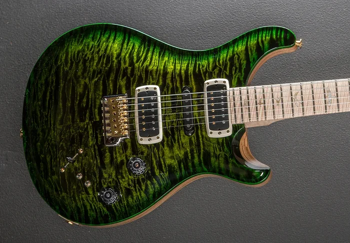 Modern Eagle V Wood Library Limited – Jade w/Ash