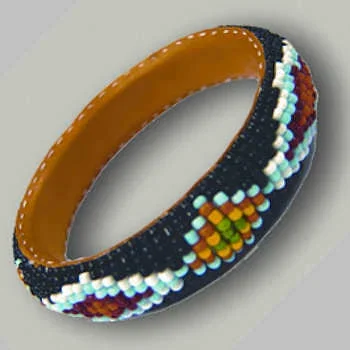 Native American Style Pattern Beaded Bracelet – Black