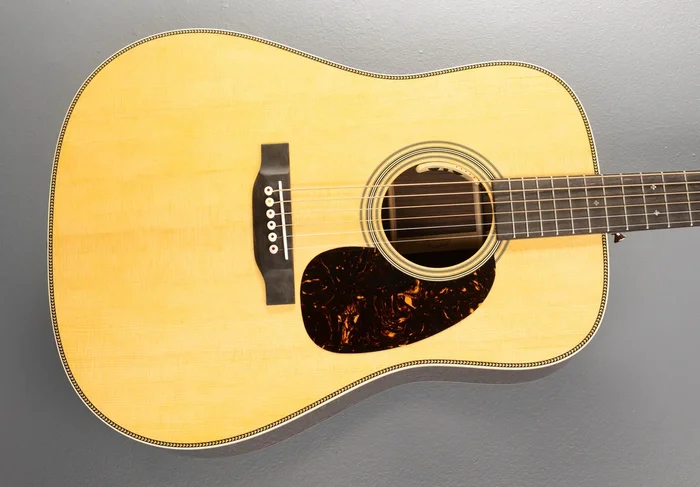 New for 2025 HD-28E w/LR Baggs Anthem – Gloss Natural
