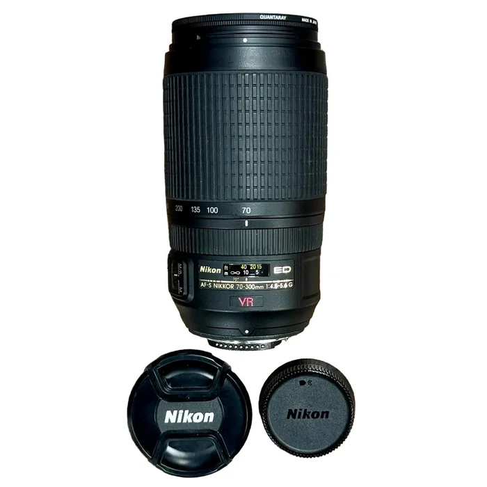 Nikon AF-S VR NIKKOR 70-300mm f/4.5-5.6G IF ED Zoom Camera Lens w/ Front & Rear Caps