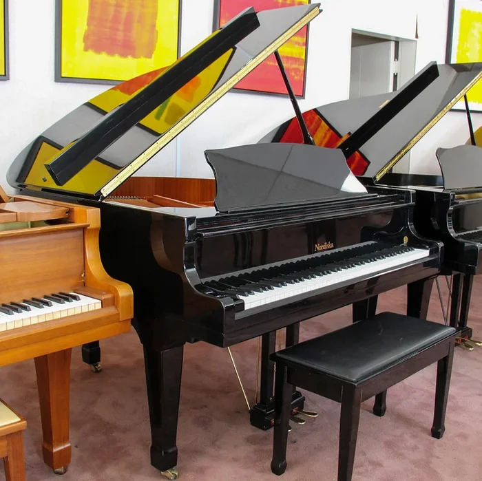 Nordiska 5’1″ Baby Grand Piano | Used