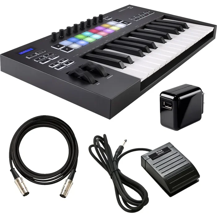 Novation Launchkey 25 MK3 Keyboard Controller STUDIO KIT