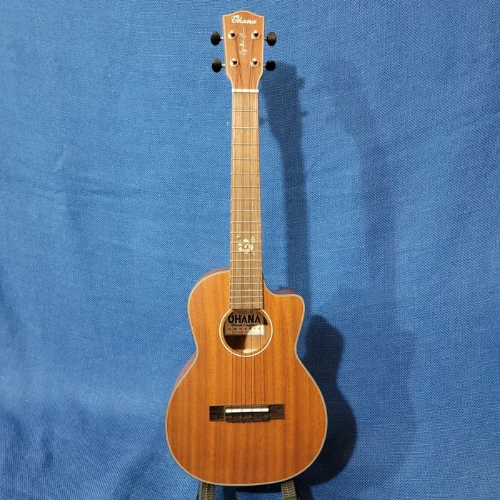 Ohana Tenor TK-25C-CL Cynthia Lin Model Solid Mahogany Top Cutaway Ukulele w/ Bag P119