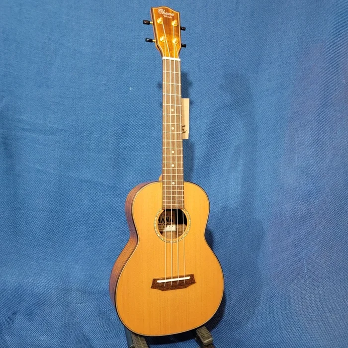 Ohana Tenor TK-260G All Solid Cedar / Acacia Ukulele h272