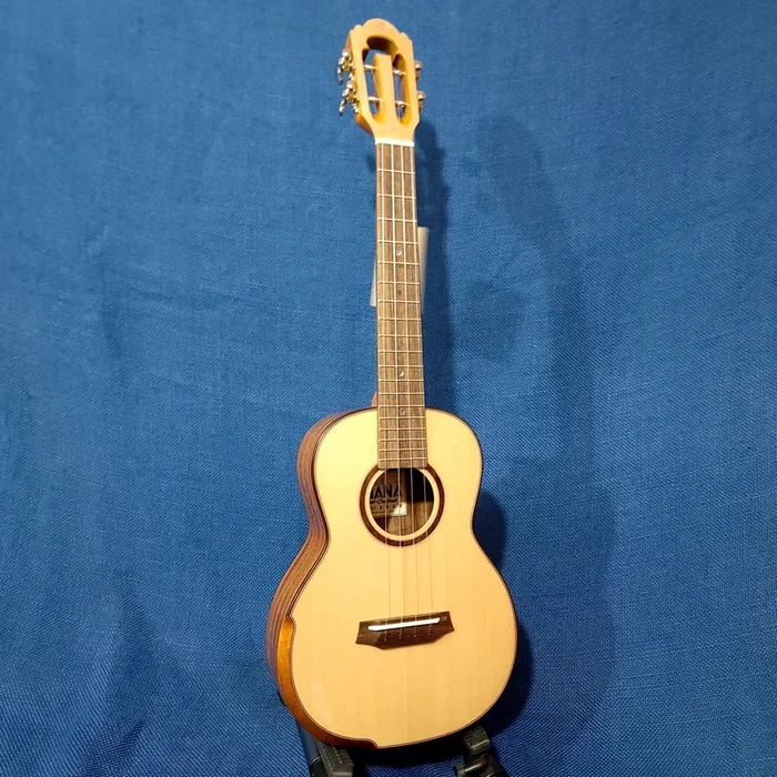 Ohana Tenor TK-6 All Solid Sitka Spruce / Acacia Ukulele h444