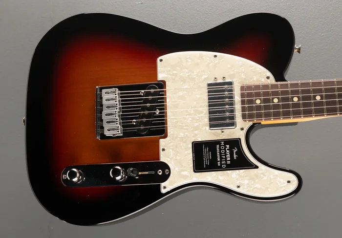 Player II Modified Telecaster SH – 3 Tone Sunburst