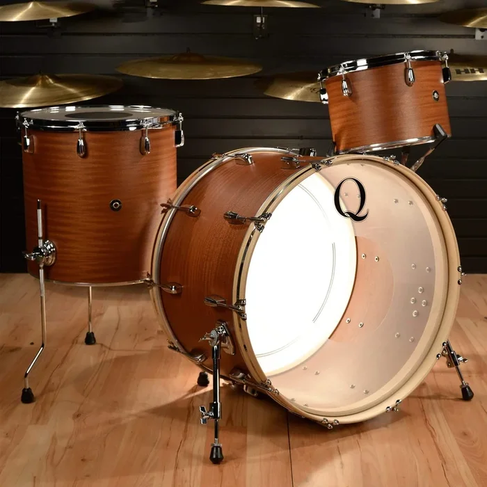 Q Drum Co. 13/16/24 3pc. Mahogany/Poplar/Mahogany Concert Tom Drum Kit Natural Satin