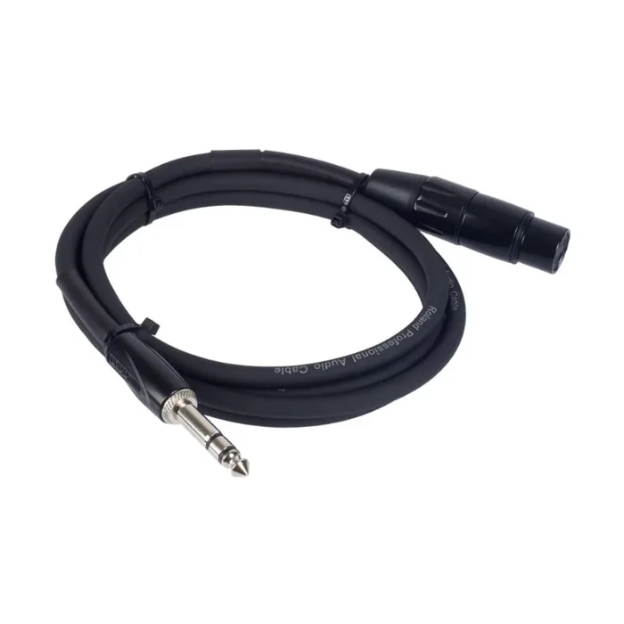 Roland RCC-15-TRXF 1/4-inch TRS Male to XLRF Black Series Interconnect Cable 15ft