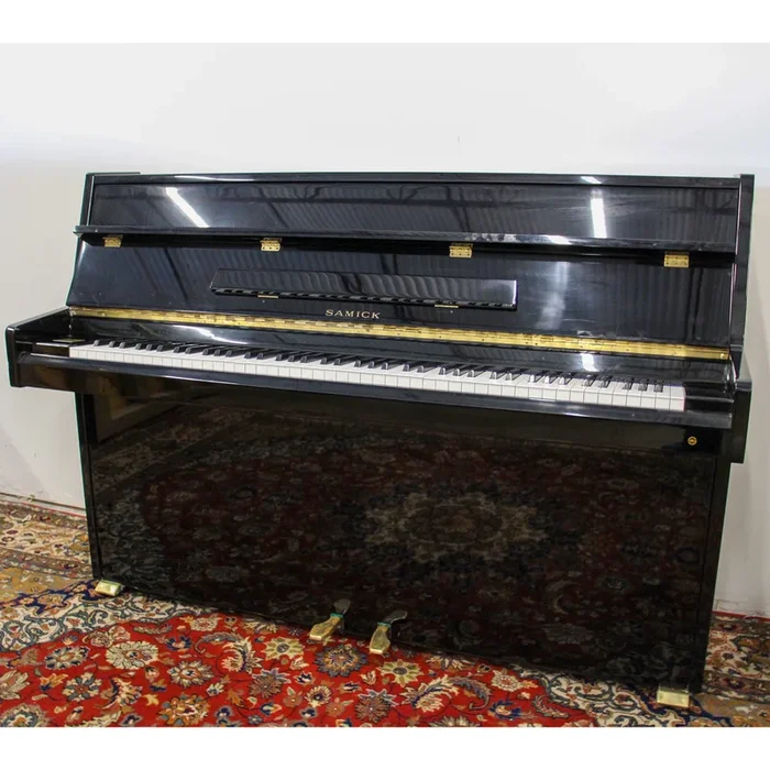 Samick SU105 Polished Ebony Continental Console Piano