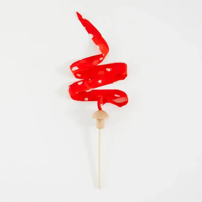 Sarah’s Silks mini mushroom streamer