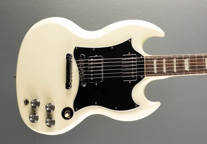 SG Standard – Classic White
