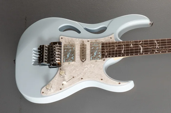 Steve Vai PIA3761C – Powder Blue