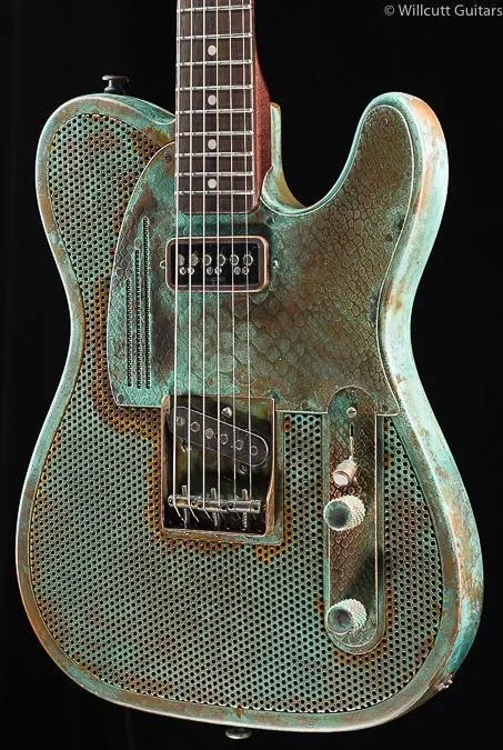 Trussart SteelCaster Titanic Green Snakeskin Engraved (079)