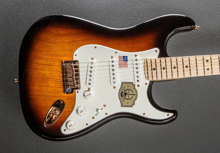Used 60th Anniversary Commemorative Strat ’13