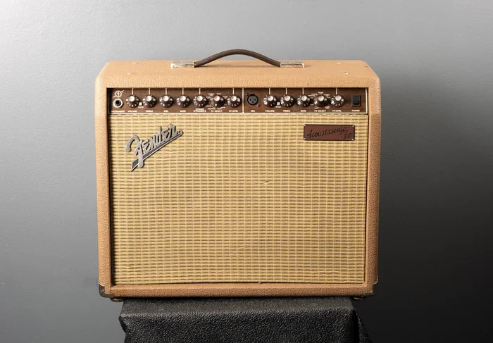 USED Acoustasonic 30 DSP Combo, Recent