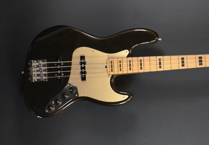 USED American Ultra Jazz Bass ’22