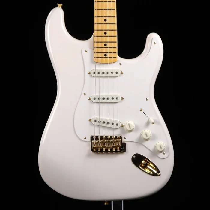 Used Fender Custom Shop Vintage Custom ’57 Stratocaster Electric Guitar – Aged White Blonde
